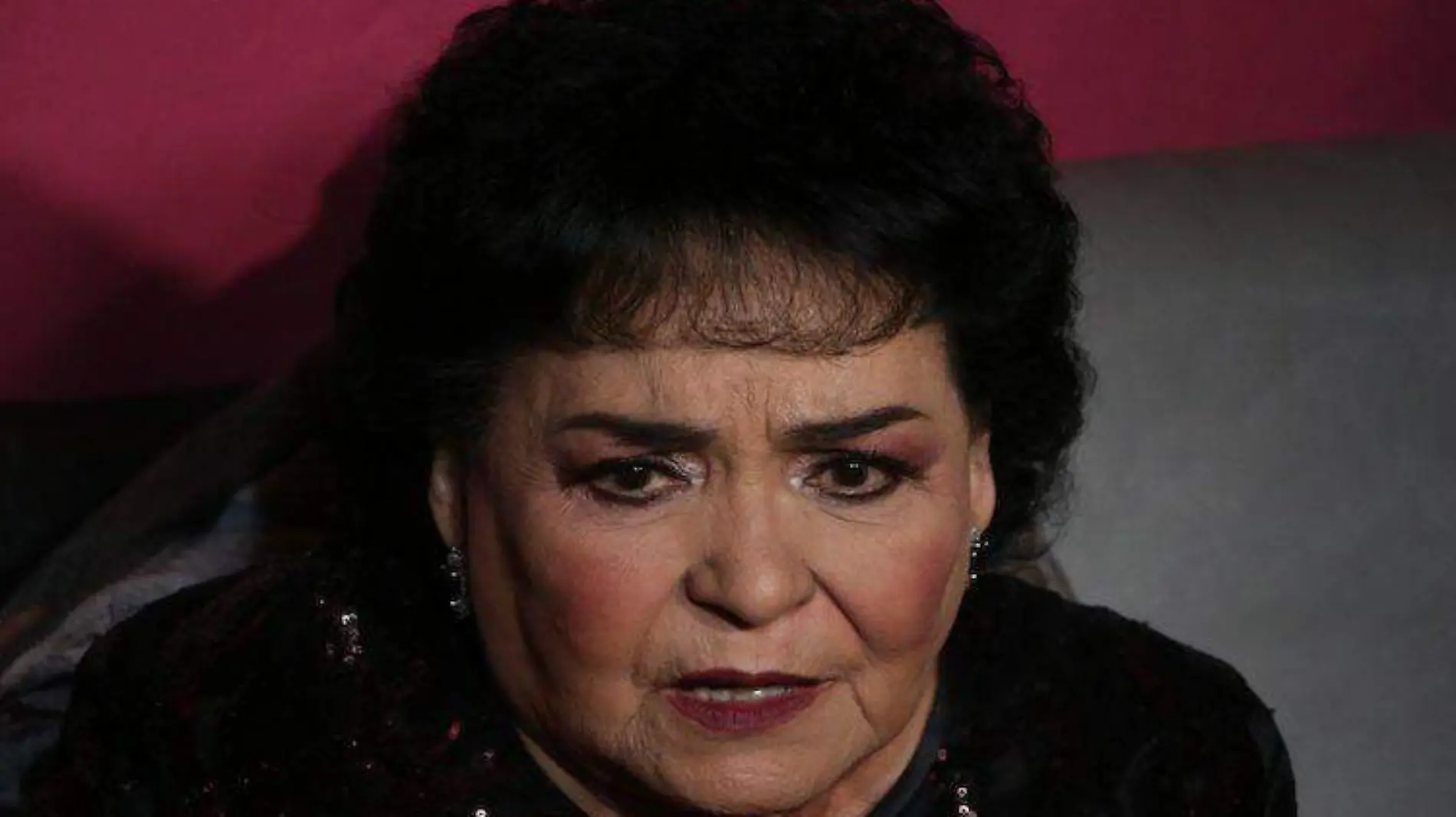 Médicos de Carmen Salinas no creen que despierte del coma